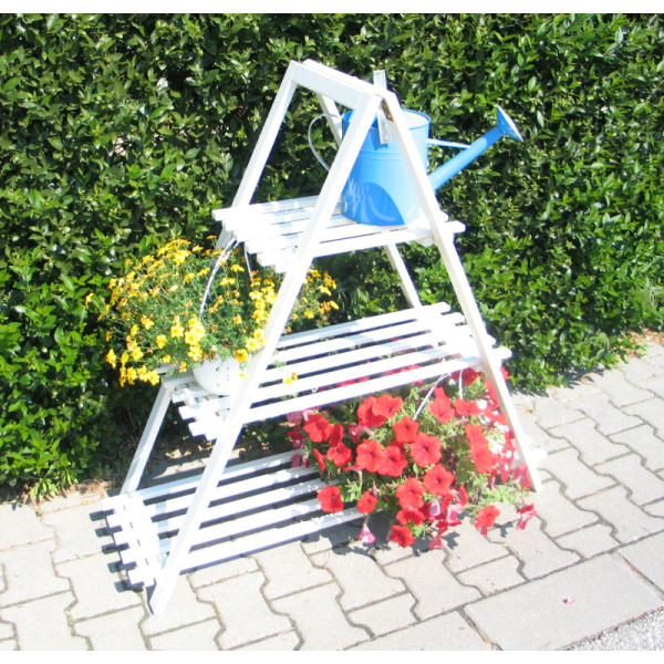 Suport de flori sub formă de scară