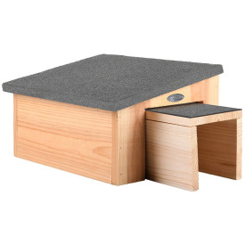 Căsuță pentru arici, din lemn